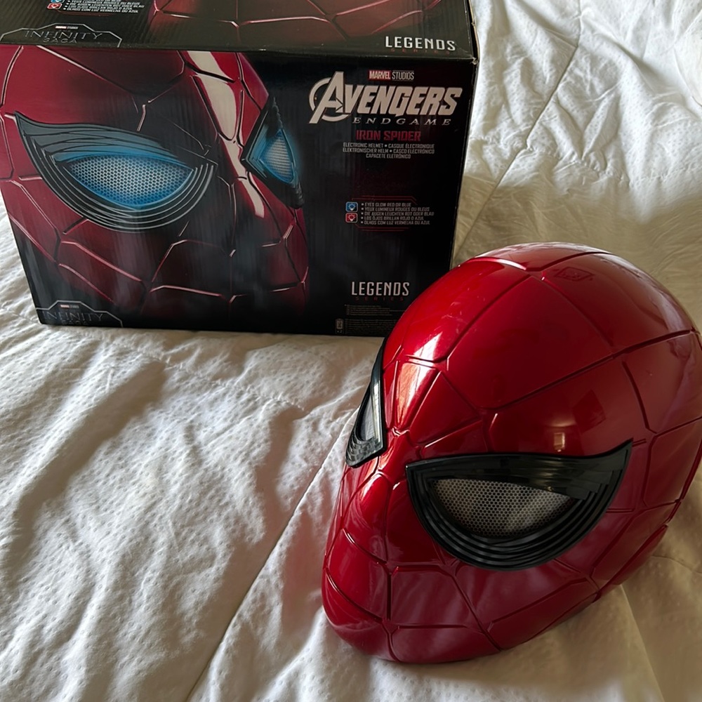 Spider-Man Helmet Avengers End Game Iron Spider Helmet Legends Series